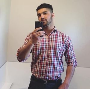 Meet your Posher, Ismeet